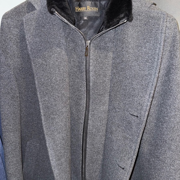 Harry Rosen Virgin Wool-Cashmere Coat - Size 40 - Picture 10 of 14